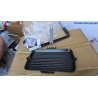 Staub liveni grill tiganj 34x21cm sa sklopivom ručkom i emajliranim gusom za savršen roštilj