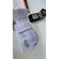 Korišćen crni Philips GC026/80 aparat za uklanjanje ućebanih vlakana sa tkanine