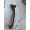 Crna aluminijumska ručica kočnice sa vidljivom površinskom ogrebotinom za Vespa GTS skutere