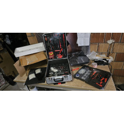Aluminijumski Kofer sa Alatom 816 Delova na Točkovima | Outlet BGD