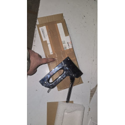 Amazon Basics ručna heftalica za tapaciranje od ugljeničnog čelika sa 1000 D spajalica 8 mm